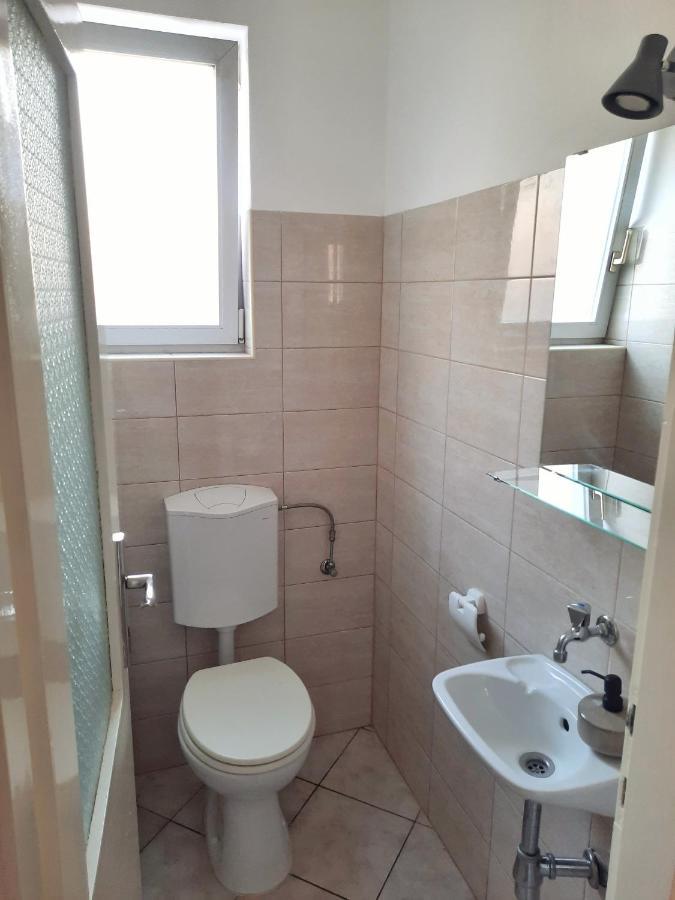 Apartment Nino In Пула Екстериор снимка