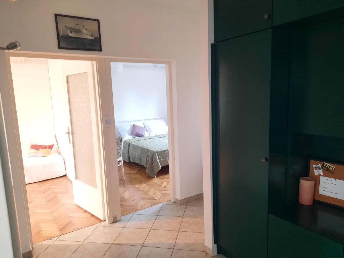 Apartment Nino In Пула Екстериор снимка