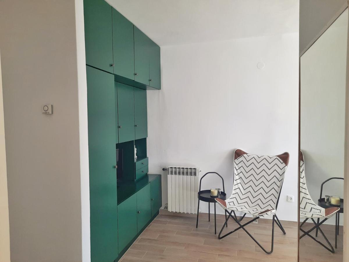 Apartment Nino In Пула Екстериор снимка